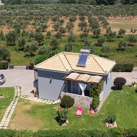Spedion Villa - Near To Sea Villas With Heated Swimming Pool Gytheio Exterior foto