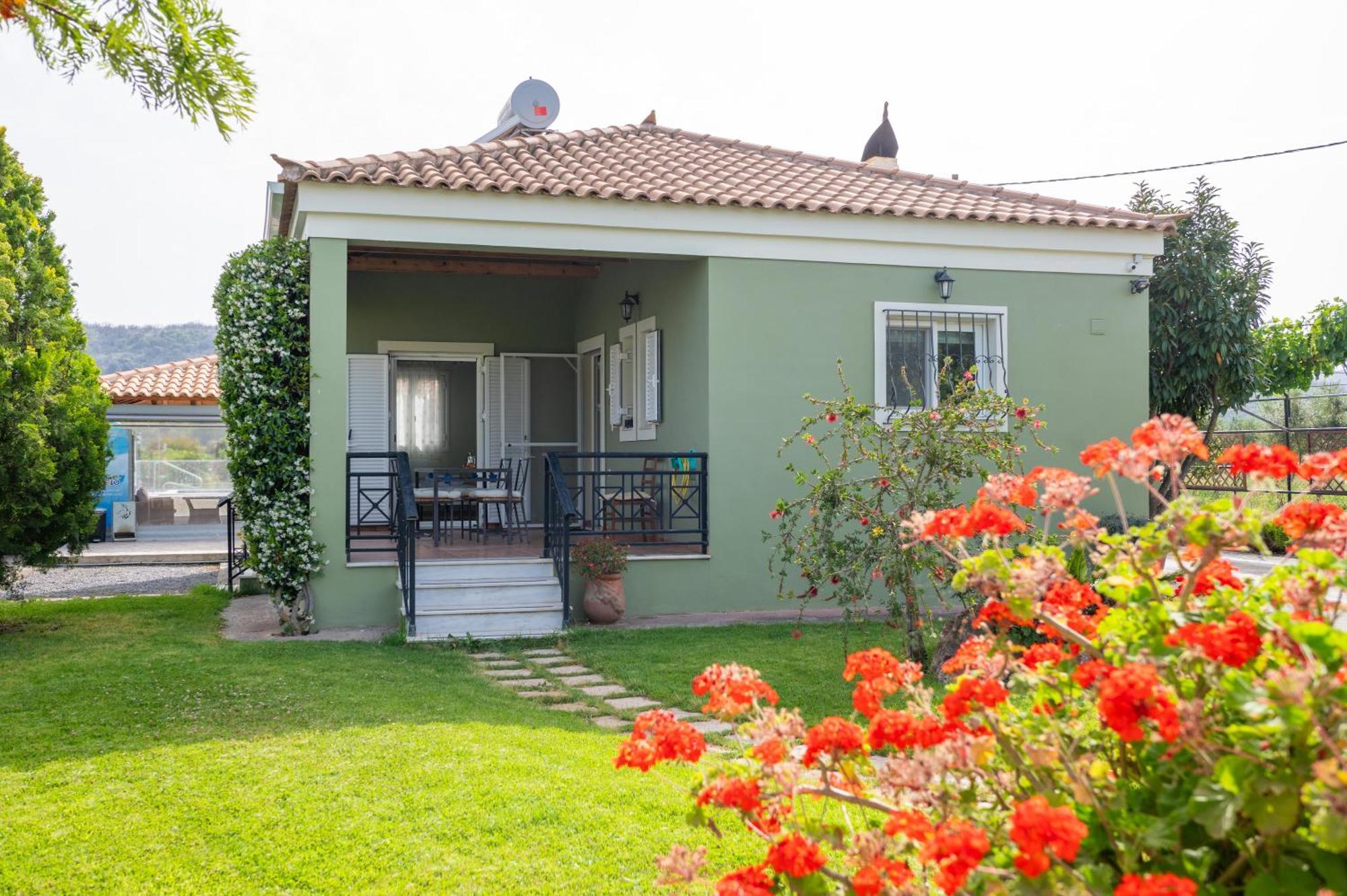 Spedion Villa - Near To Sea Villas With Heated Swimming Pool Gytheio Cameră foto