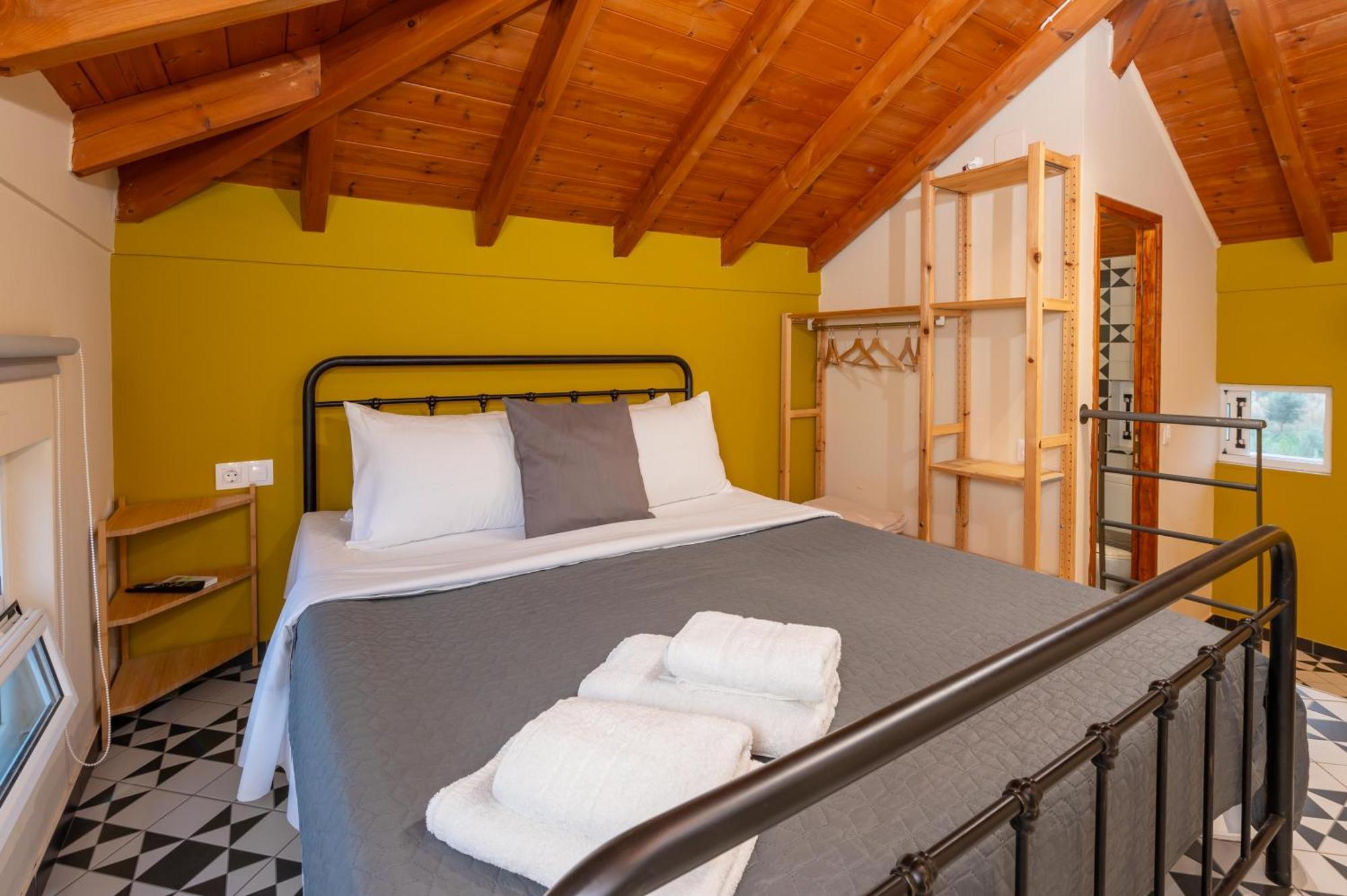 Spedion Villa - Near To Sea Villas With Heated Swimming Pool Gytheio Cameră foto