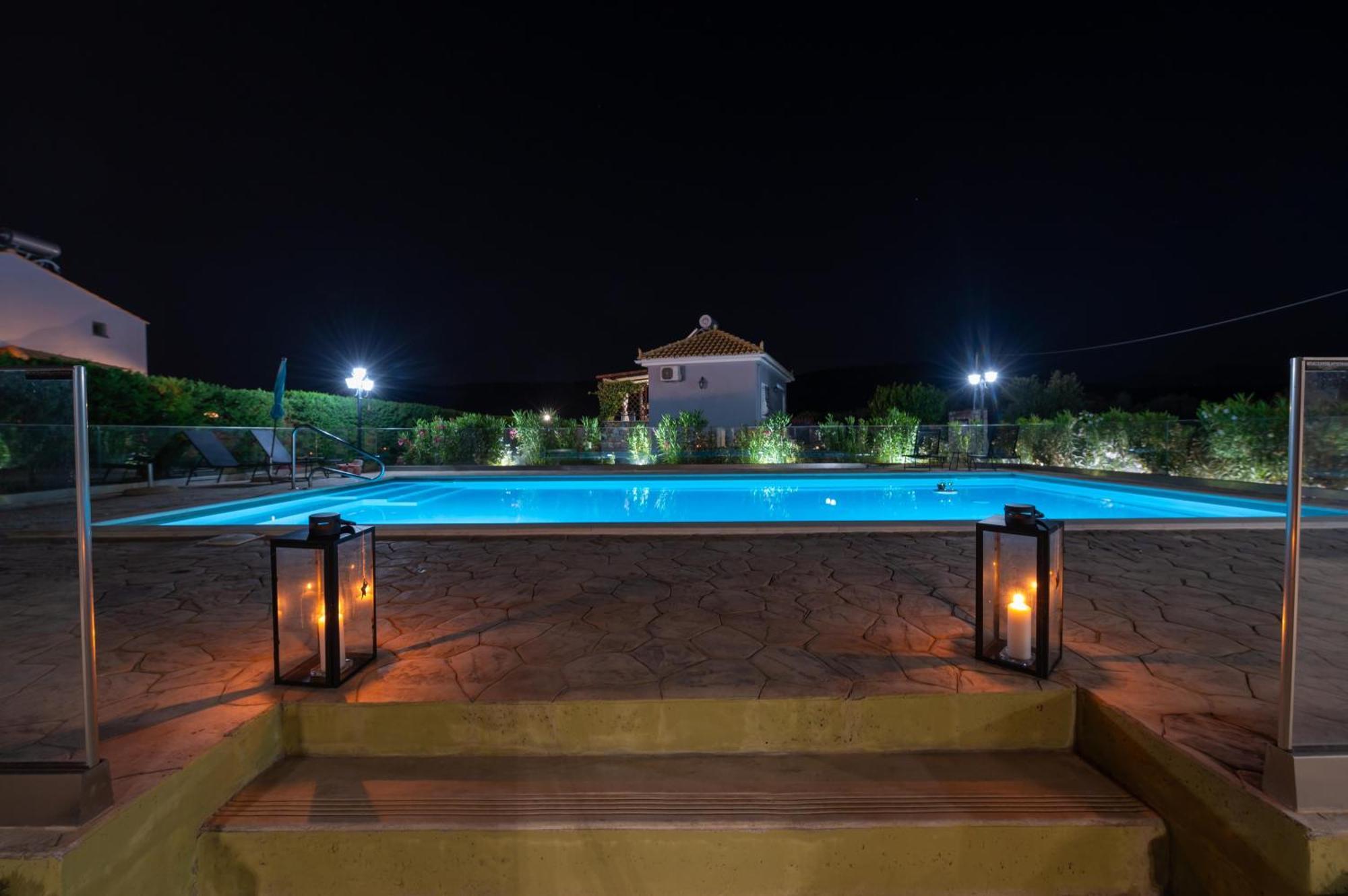 Spedion Villa - Near To Sea Villas With Heated Swimming Pool Gytheio Exterior foto