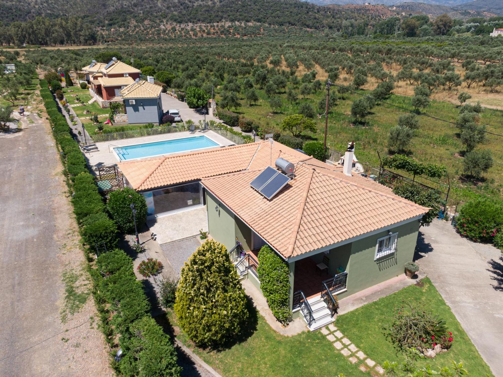 Spedion Villa - Near To Sea Villas With Heated Swimming Pool Gytheio Exterior foto