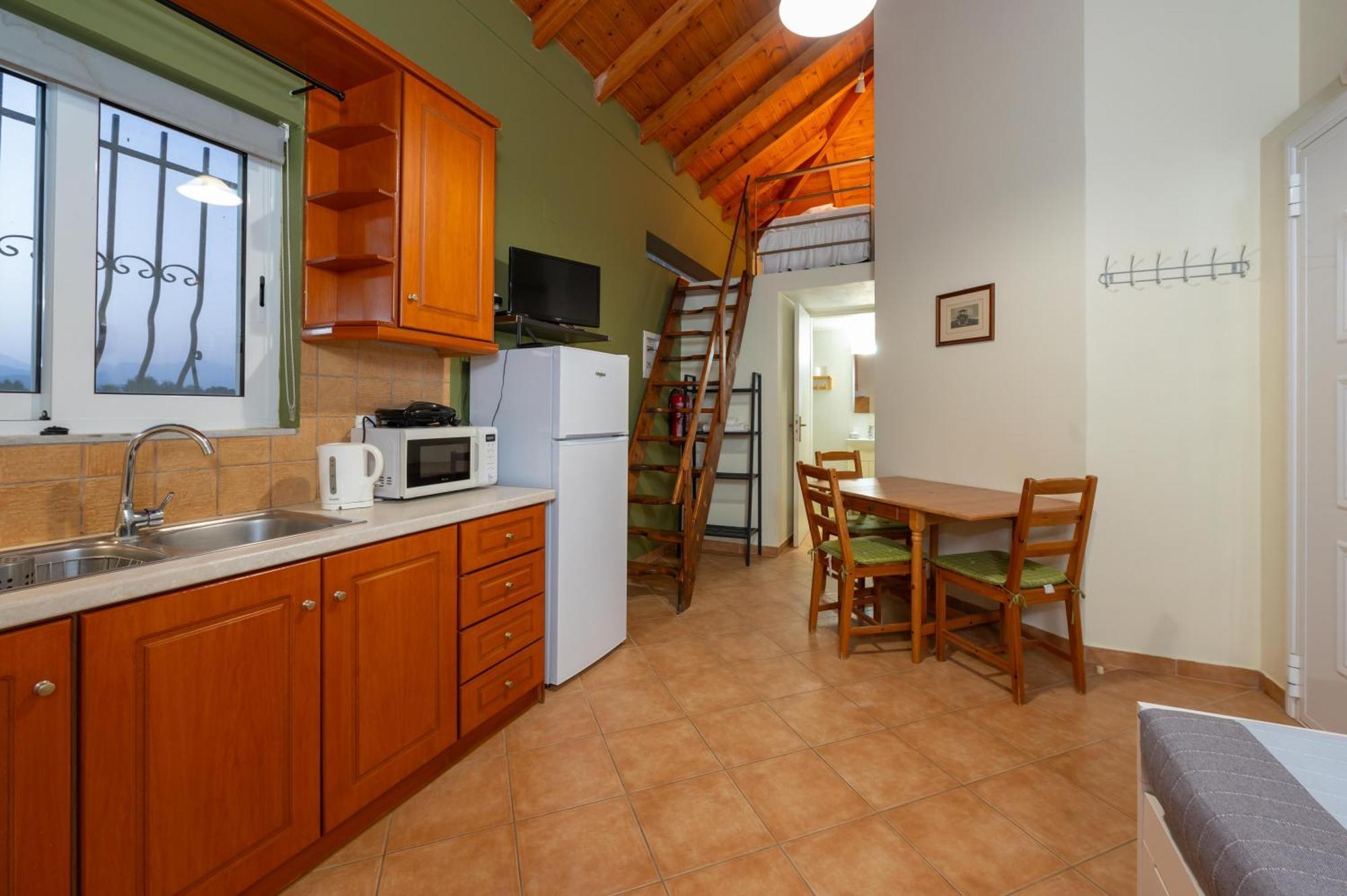 Spedion Villa - Near To Sea Villas With Heated Swimming Pool Gytheio Exterior foto