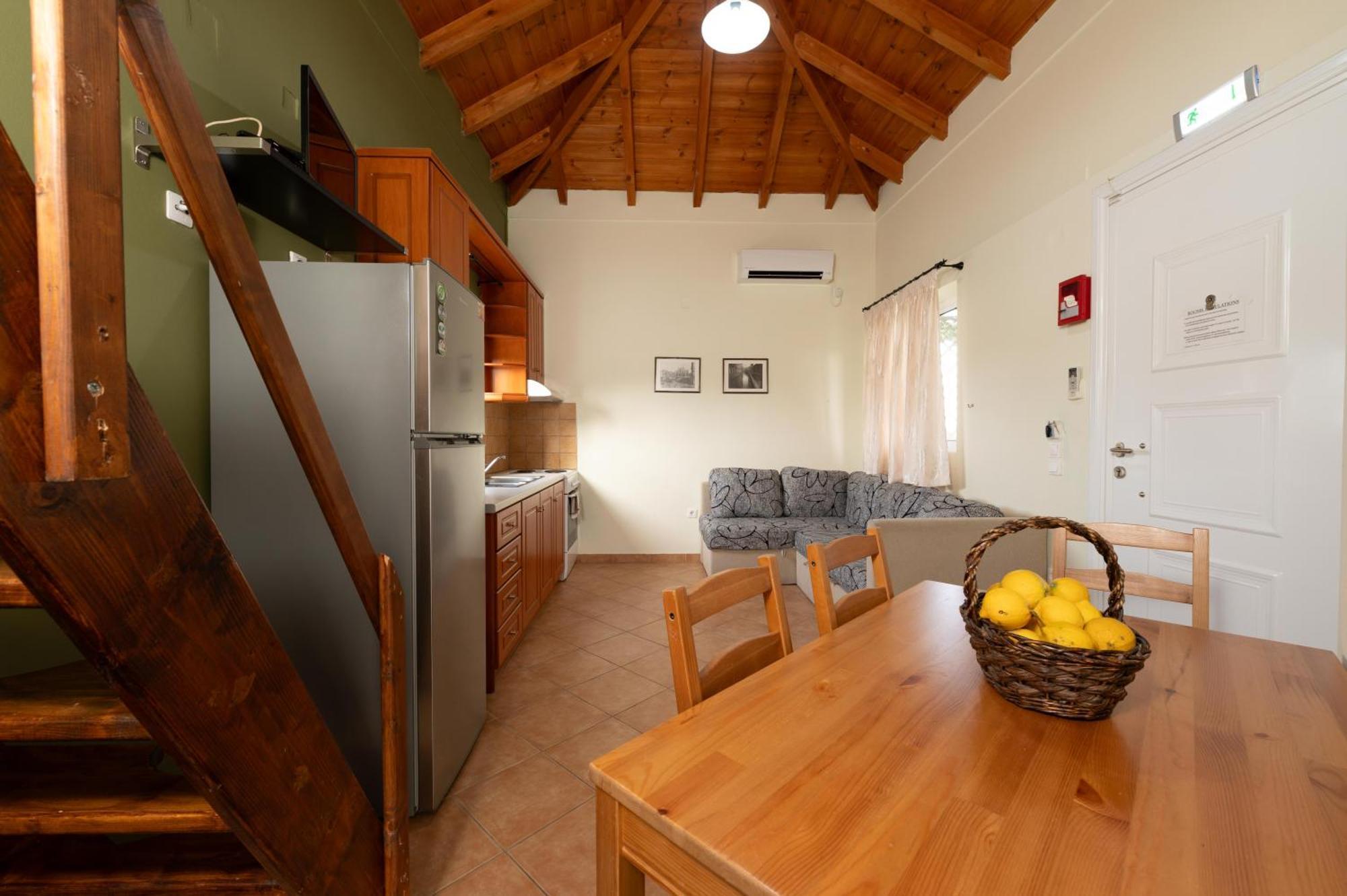 Spedion Villa - Near To Sea Villas With Heated Swimming Pool Gytheio Exterior foto