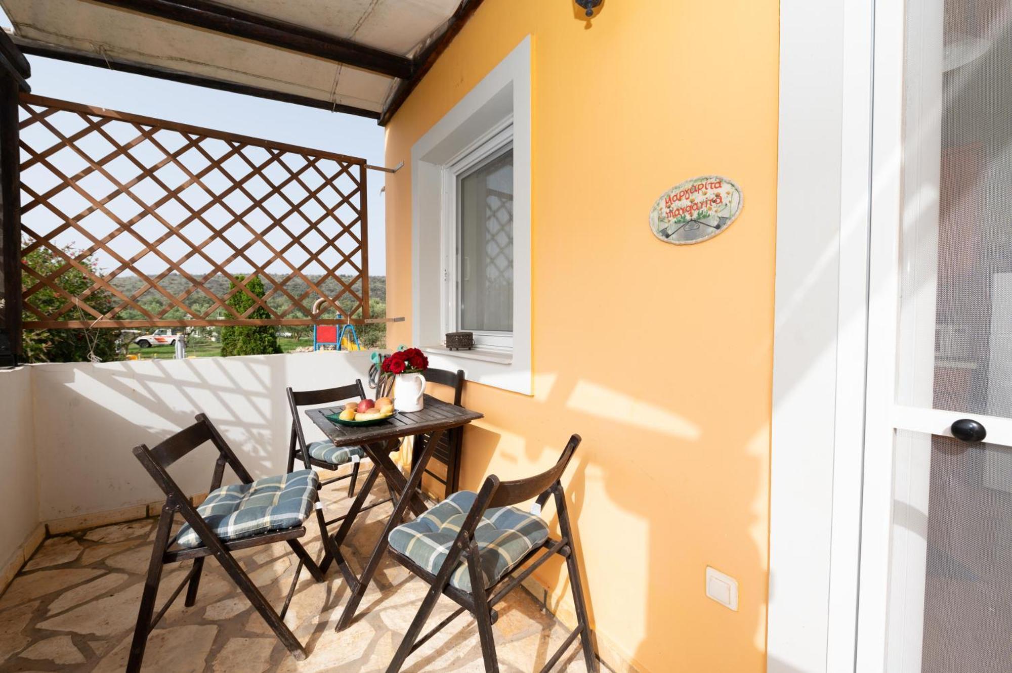 Spedion Villa - Near To Sea Villas With Heated Swimming Pool Gytheio Exterior foto