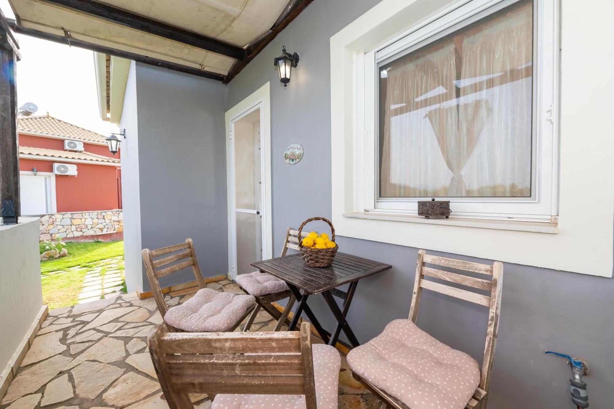 Spedion Villa - Near To Sea Villas With Heated Swimming Pool Gytheio Exterior foto