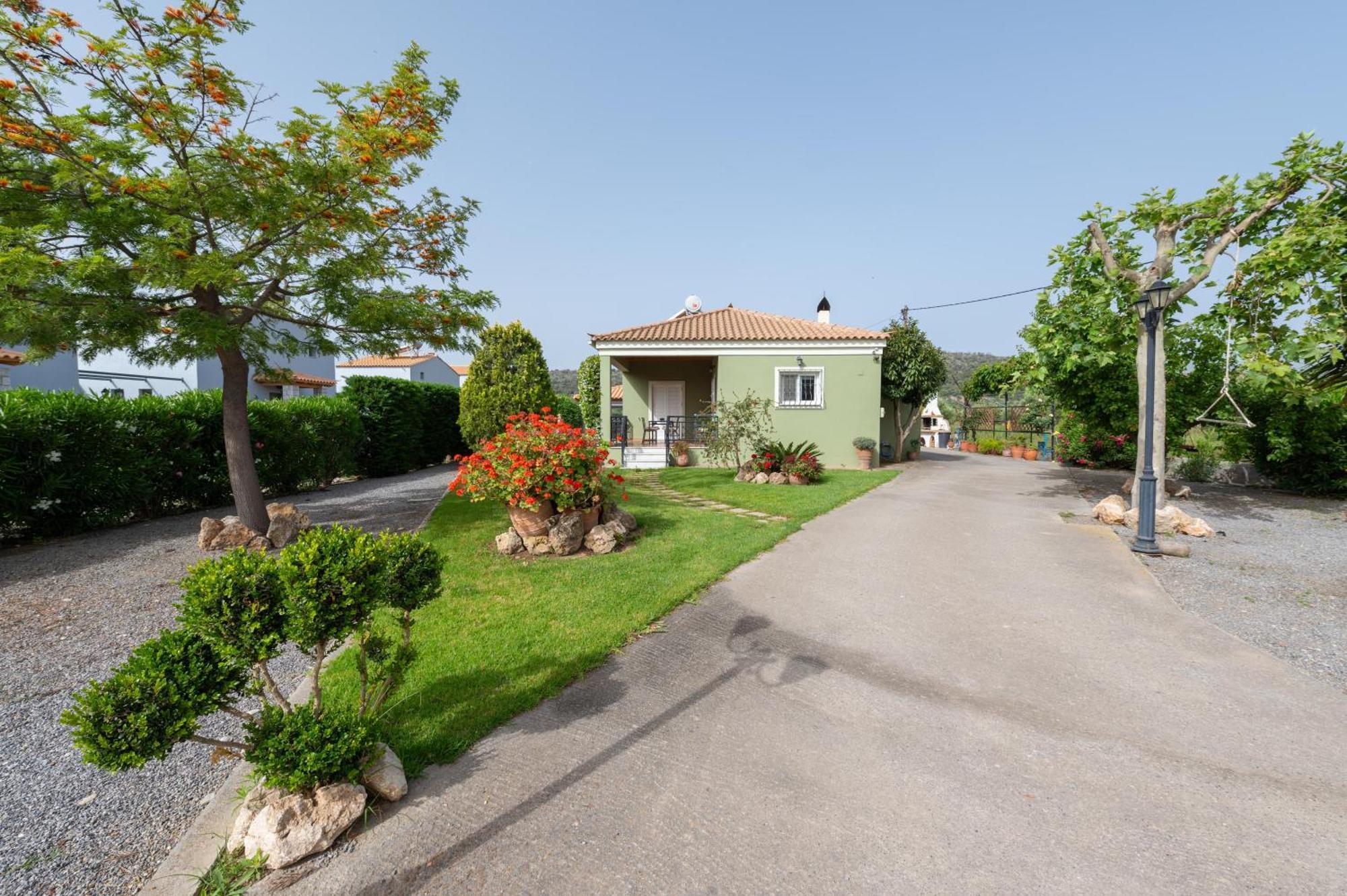 Spedion Villa - Near To Sea Villas With Heated Swimming Pool Gytheio Exterior foto