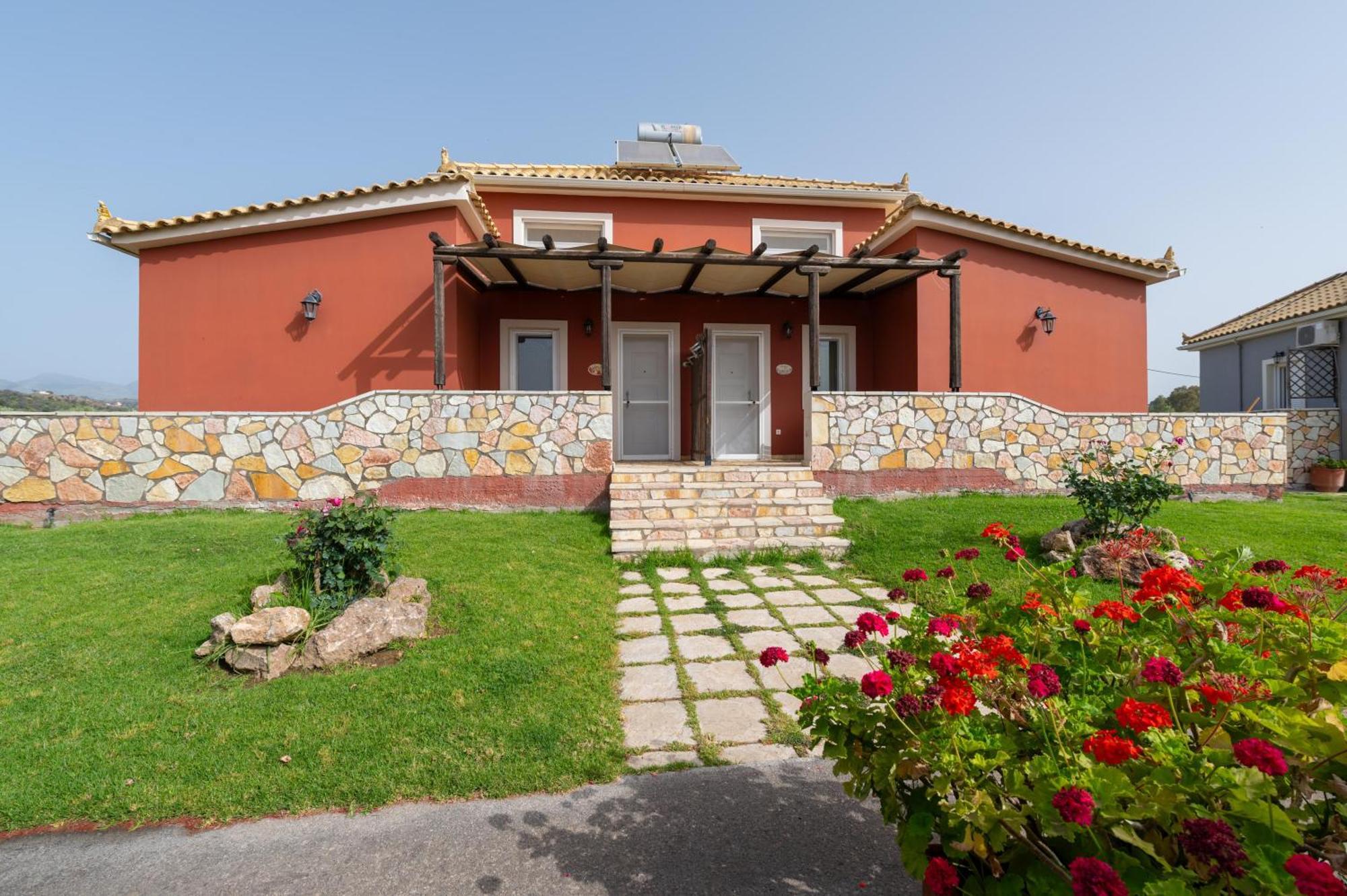 Spedion Villa - Near To Sea Villas With Heated Swimming Pool Gytheio Exterior foto