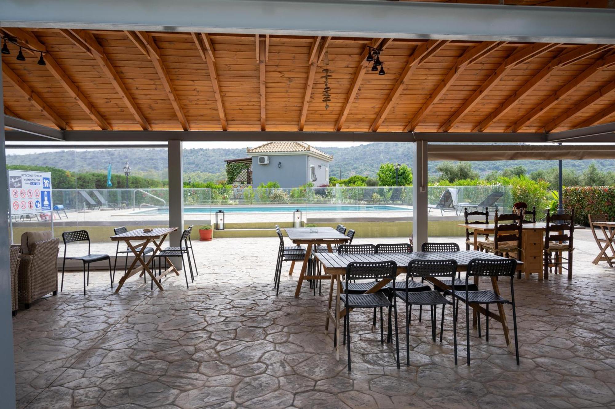 Spedion Villa - Near To Sea Villas With Heated Swimming Pool Gytheio Exterior foto