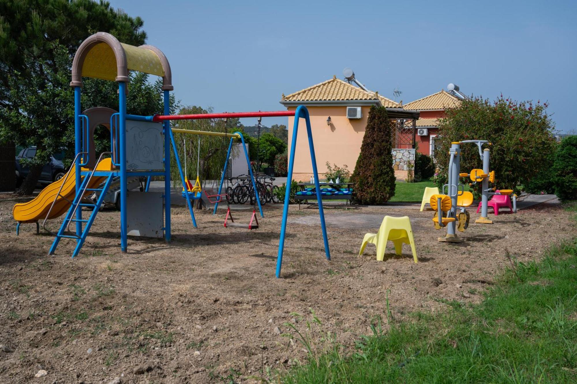 Spedion Villa - Near To Sea Villas With Heated Swimming Pool Gytheio Exterior foto